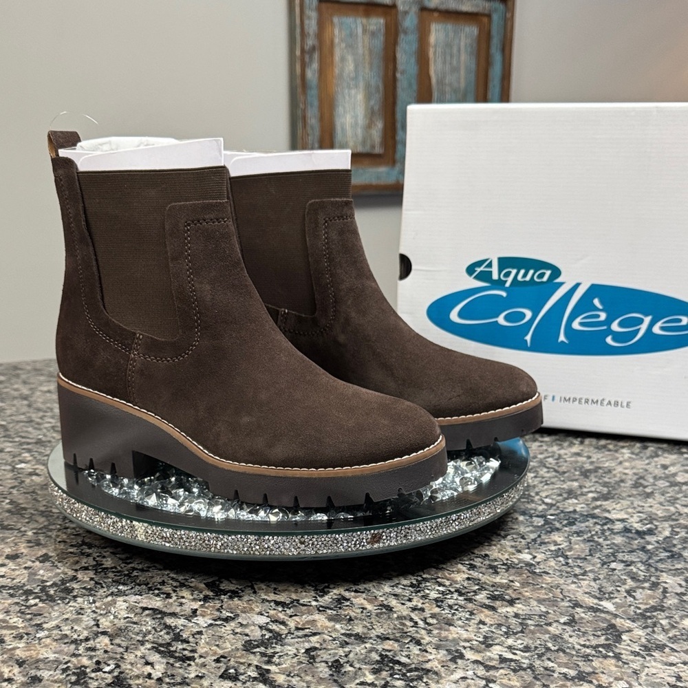 Aqua College Demi leather waterproof Dark Brown m chunky Ankle Booties NEW 9.5